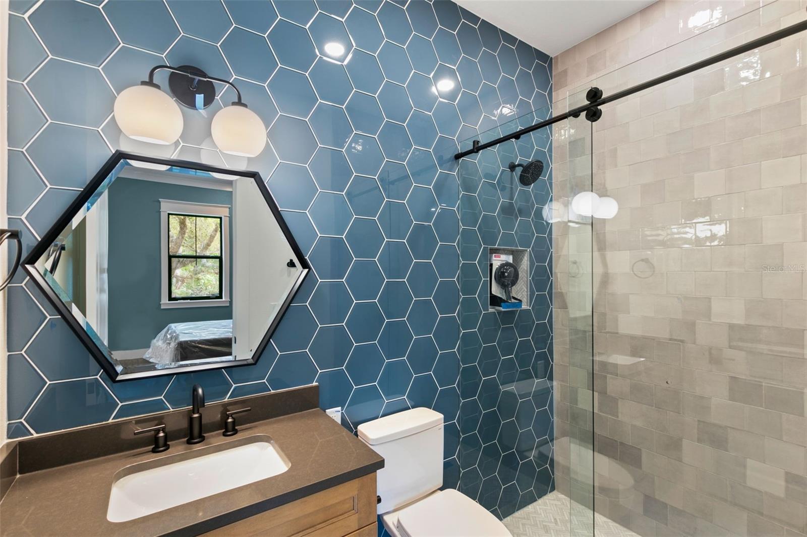 Image 14 of 21 For 0 Plainview Road Lot 2