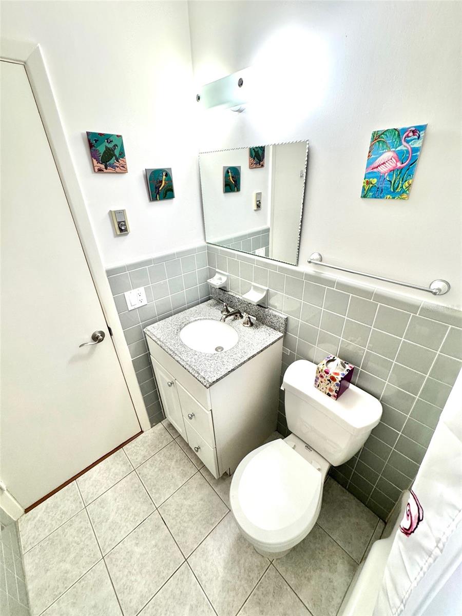 Image 19 of 40 For 1035 Robmar Road