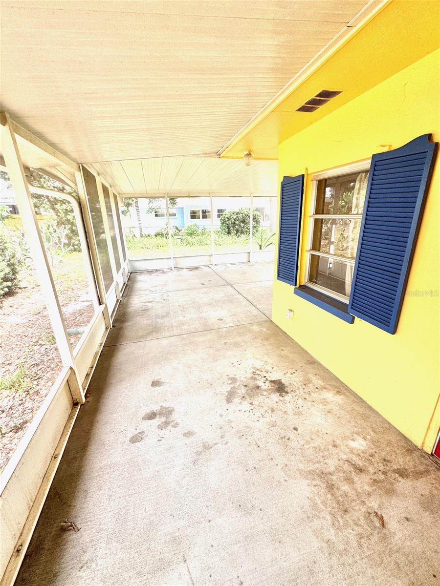 Image 28 of 40 For 1035 Robmar Road