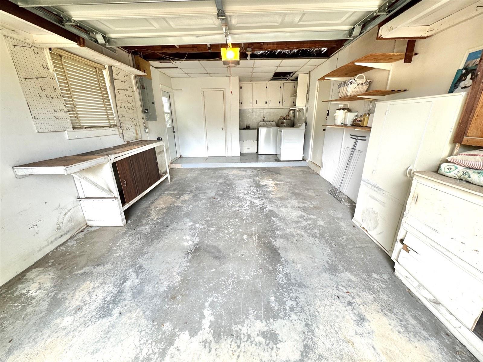 Image 36 of 40 For 1035 Robmar Road