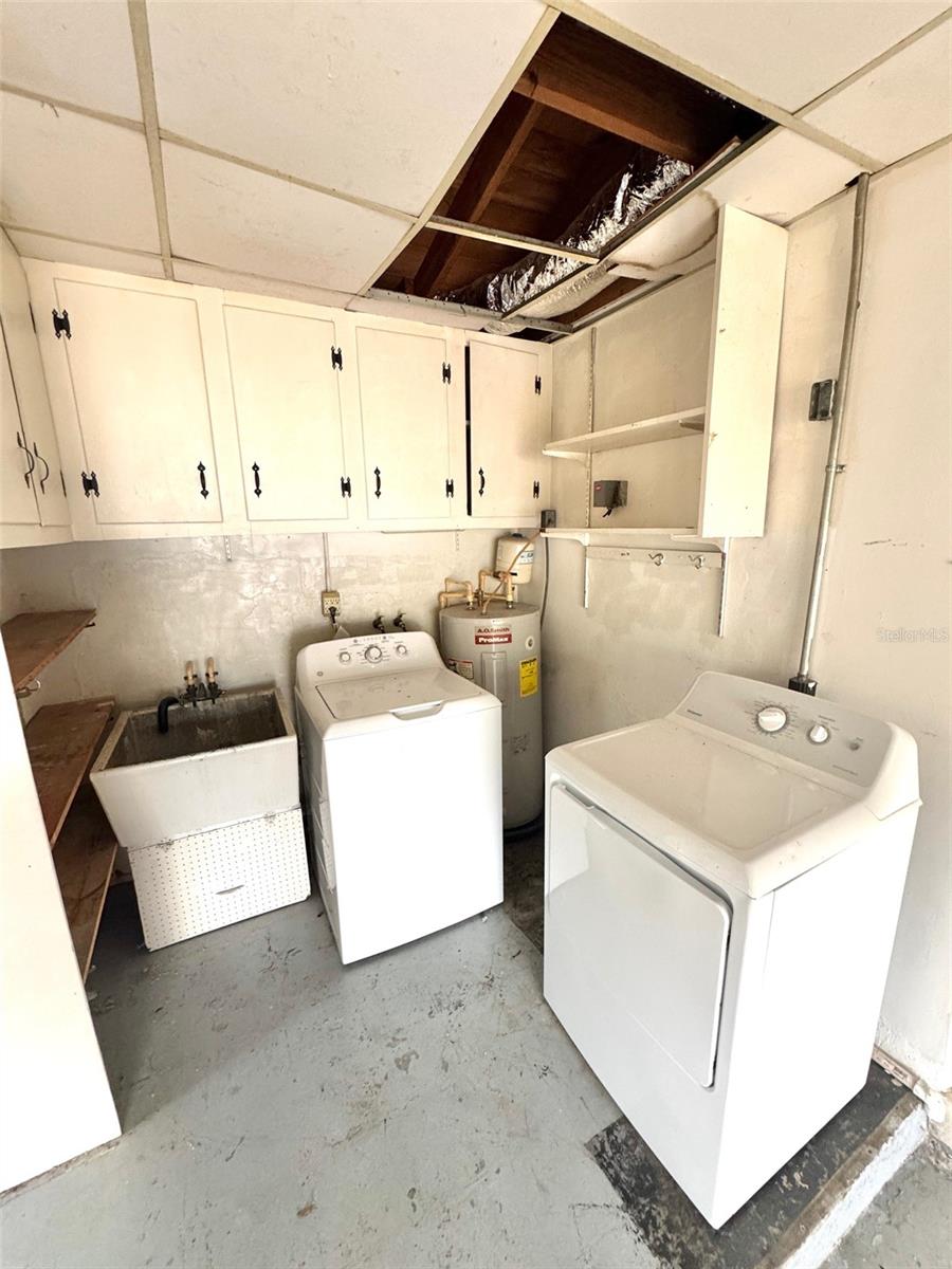 Image 39 of 40 For 1035 Robmar Road