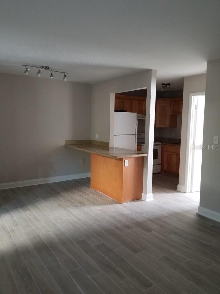 Image 2 of 15 For 3914 Neptune Street 11