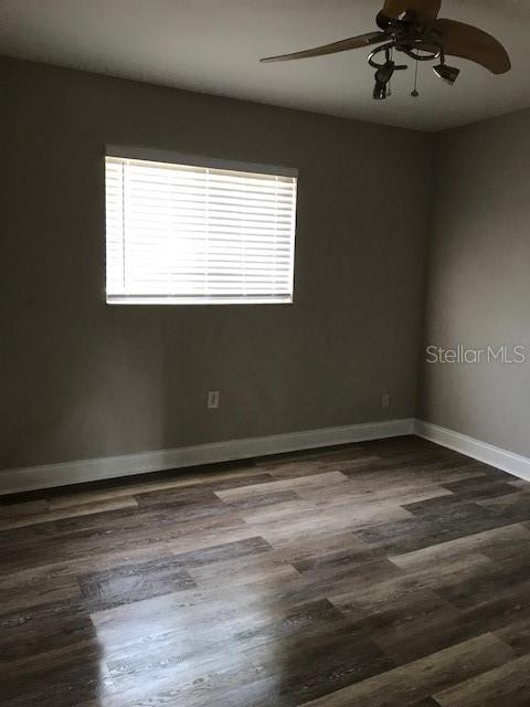 Image 6 of 15 For 3914 Neptune Street 11