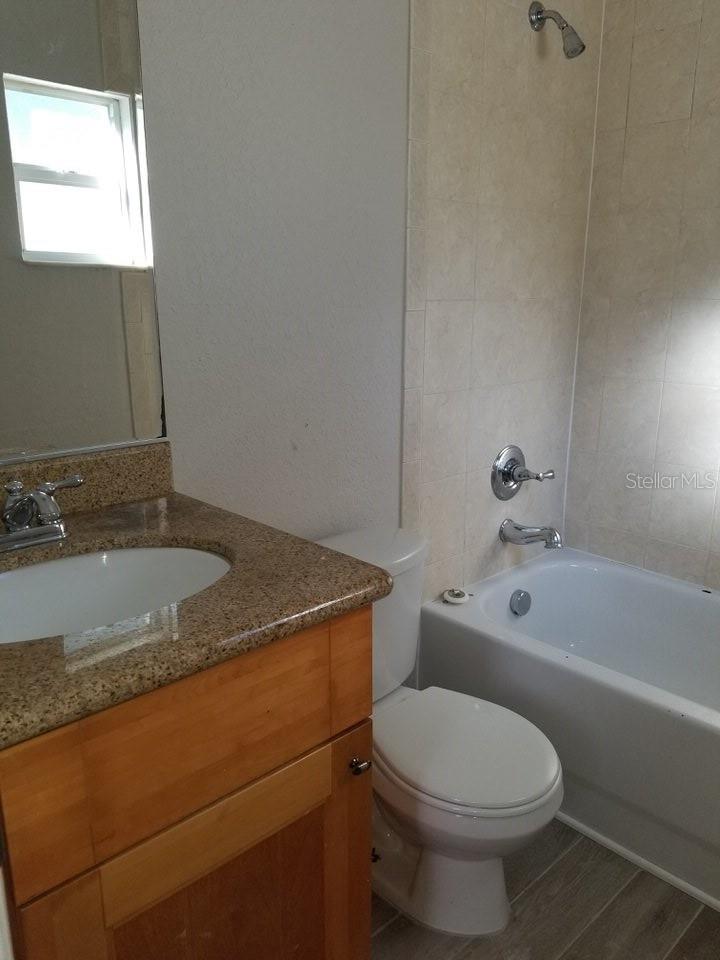 Image 9 of 15 For 3914 Neptune Street 11