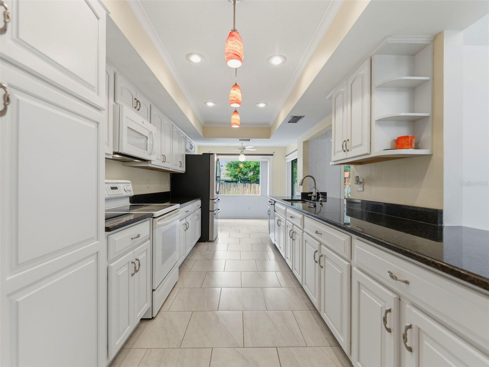 Image 13 of 40 For 1424 Oakwood Lane