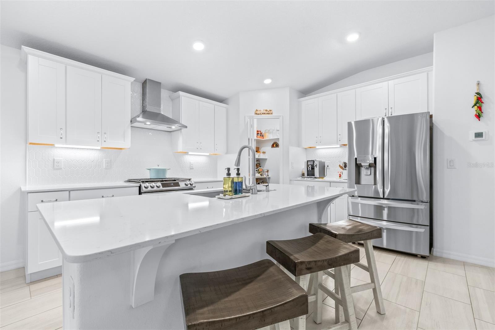 Image 18 of 75 For 8969 Little Bluestem Drive