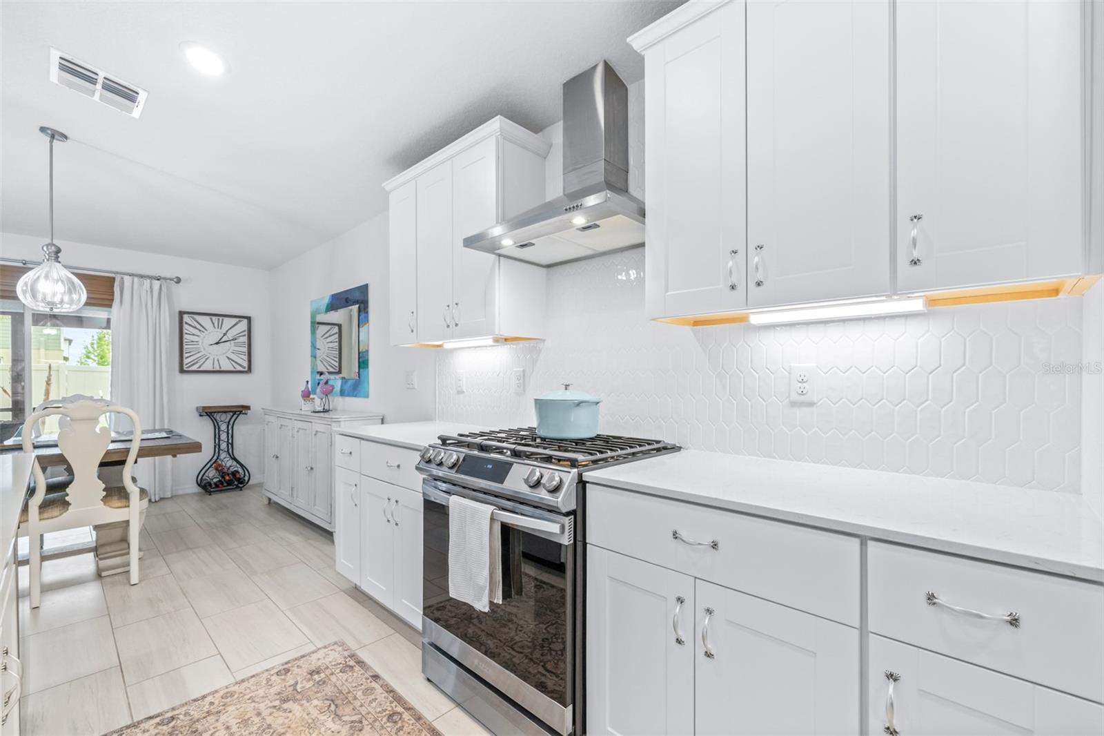 Image 20 of 75 For 8969 Little Bluestem Drive