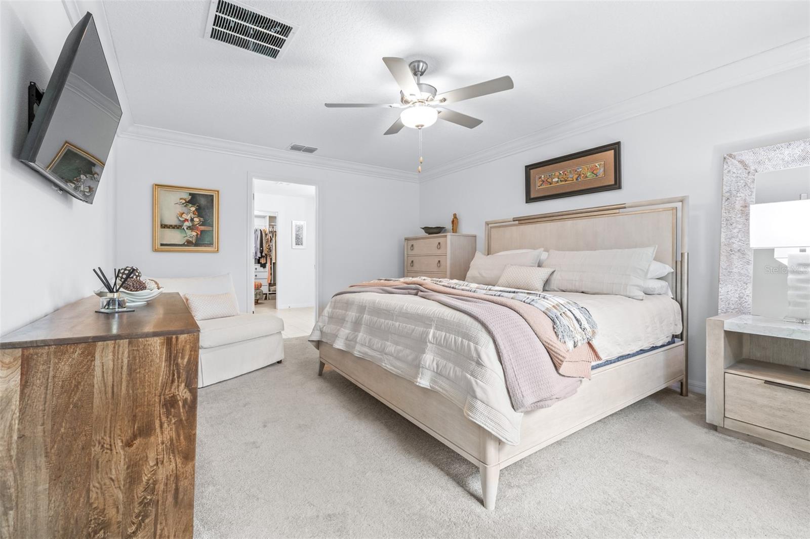 Image 27 of 75 For 8969 Little Bluestem Drive