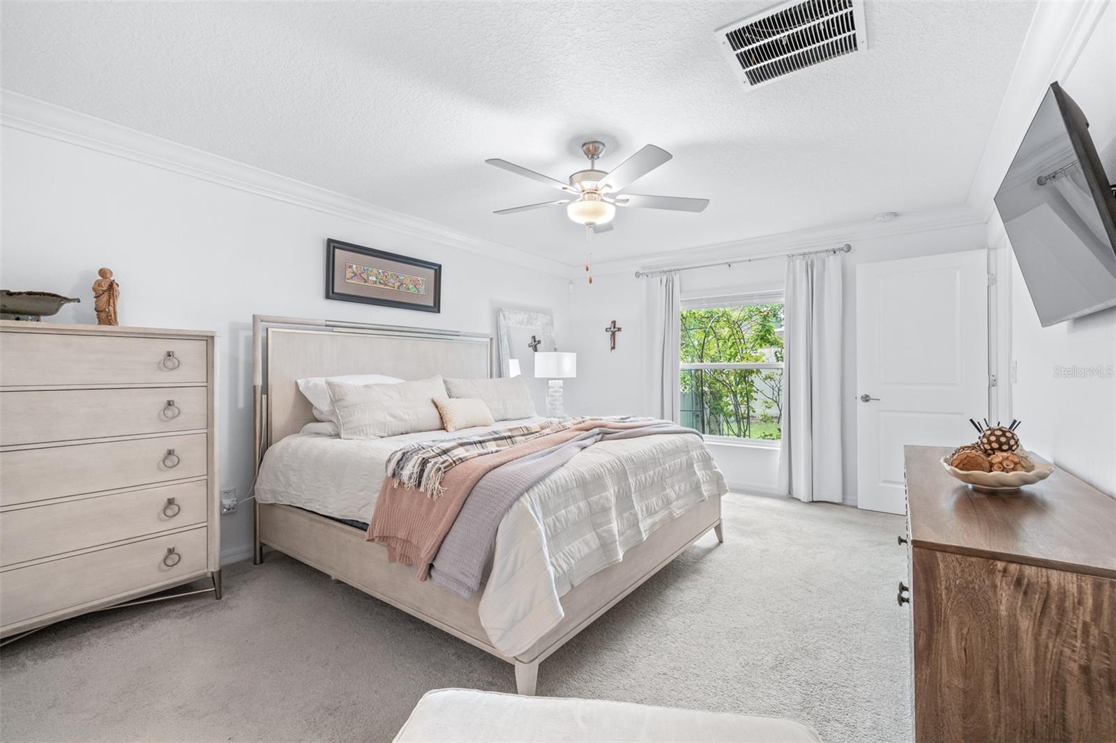 Image 29 of 75 For 8969 Little Bluestem Drive