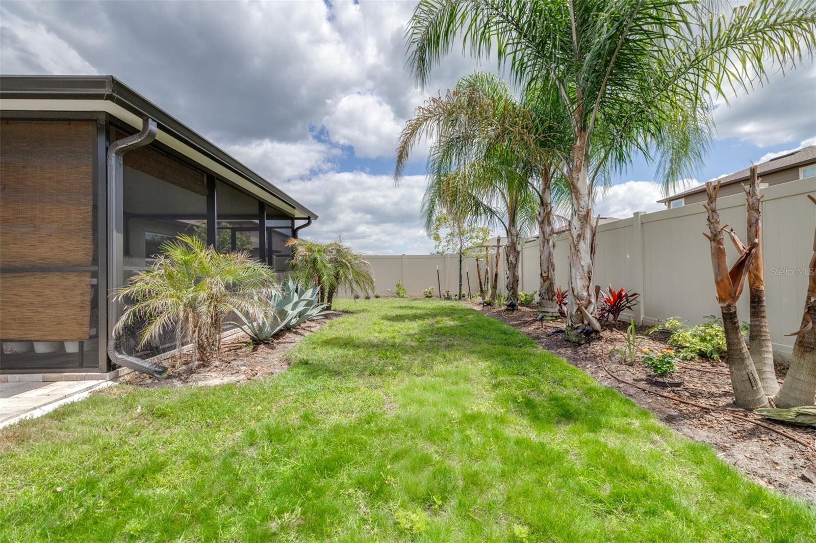 Image 48 of 75 For 8969 Little Bluestem Drive