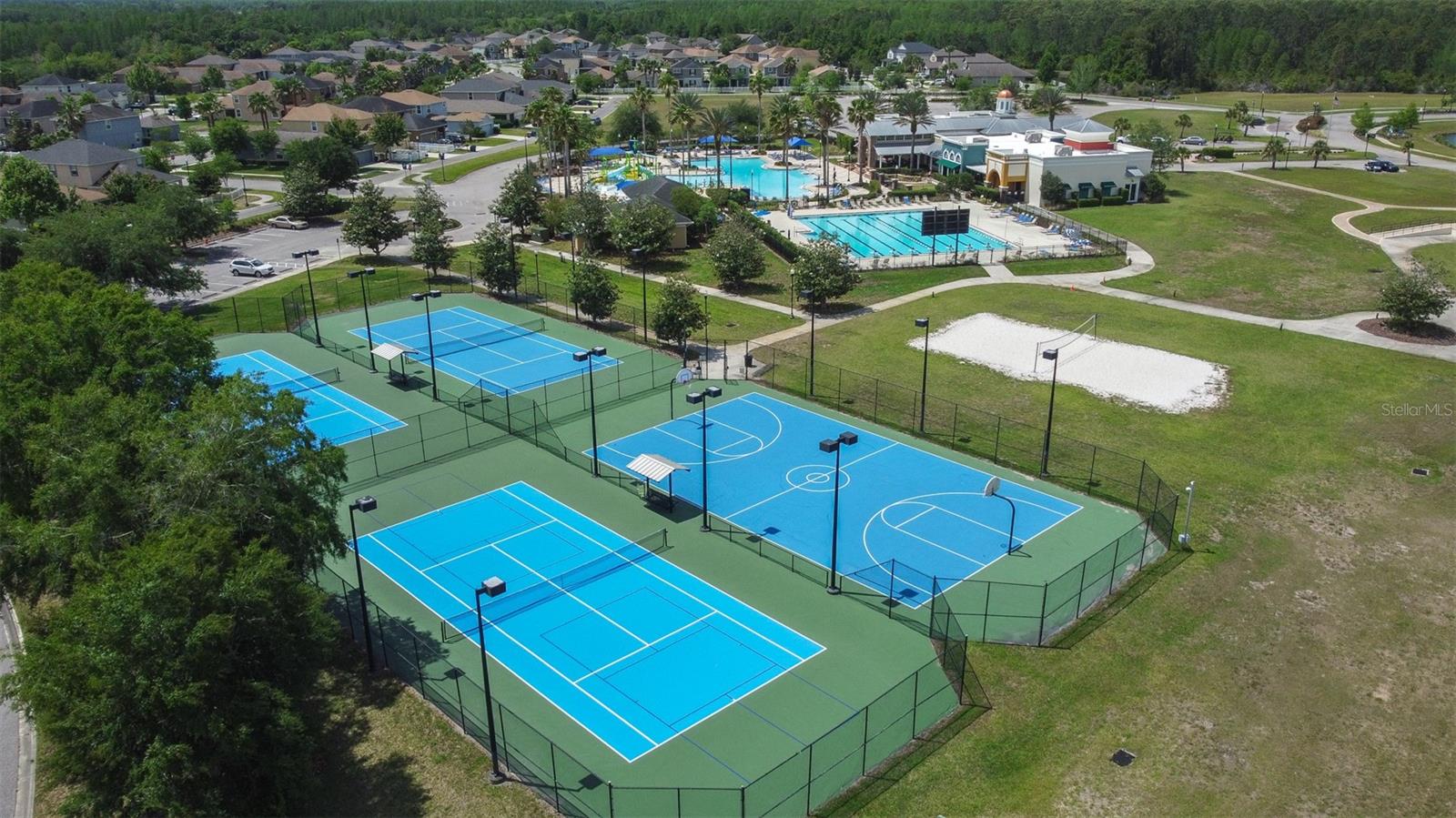 Image 58 of 75 For 8969 Little Bluestem Drive