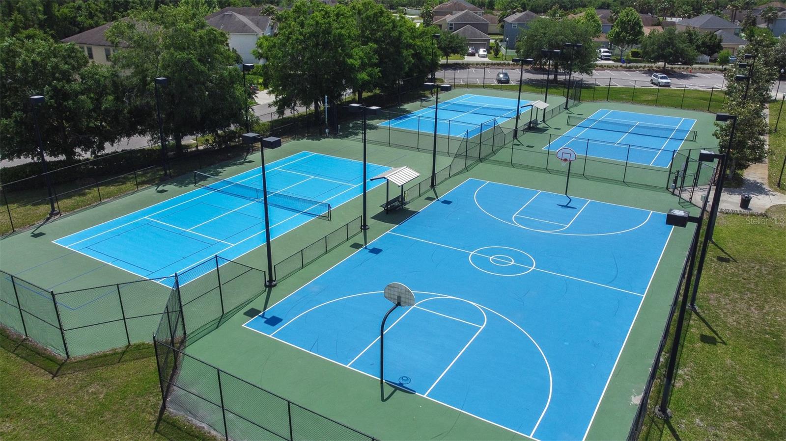 Image 60 of 75 For 8969 Little Bluestem Drive