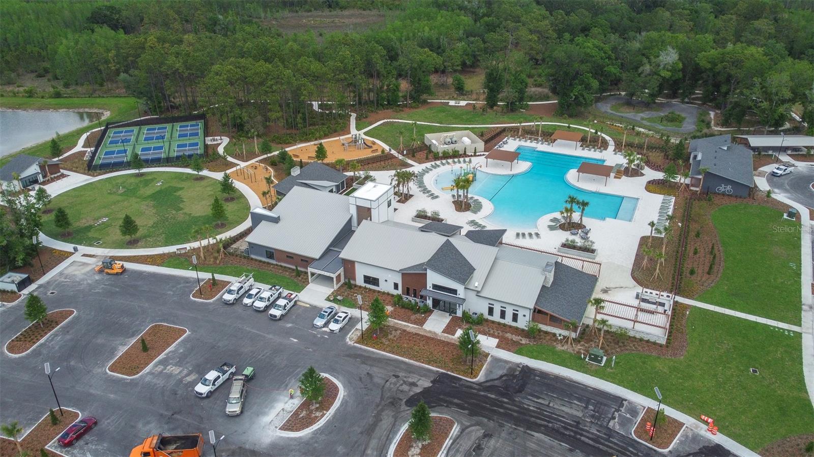 Image 72 of 75 For 8969 Little Bluestem Drive