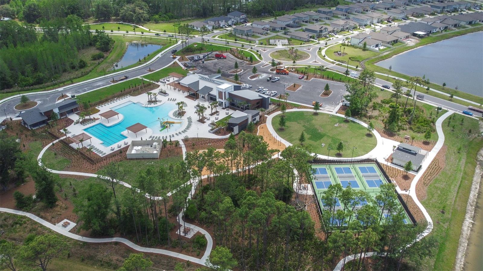 Image 74 of 75 For 8969 Little Bluestem Drive