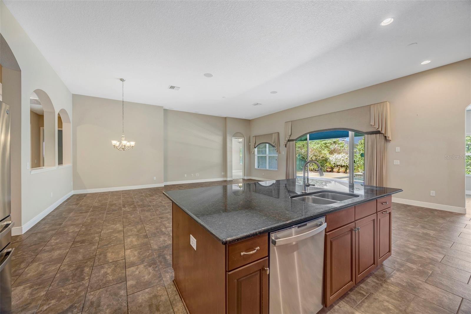 Image 10 of 52 For 5201 Sparrowglen Place