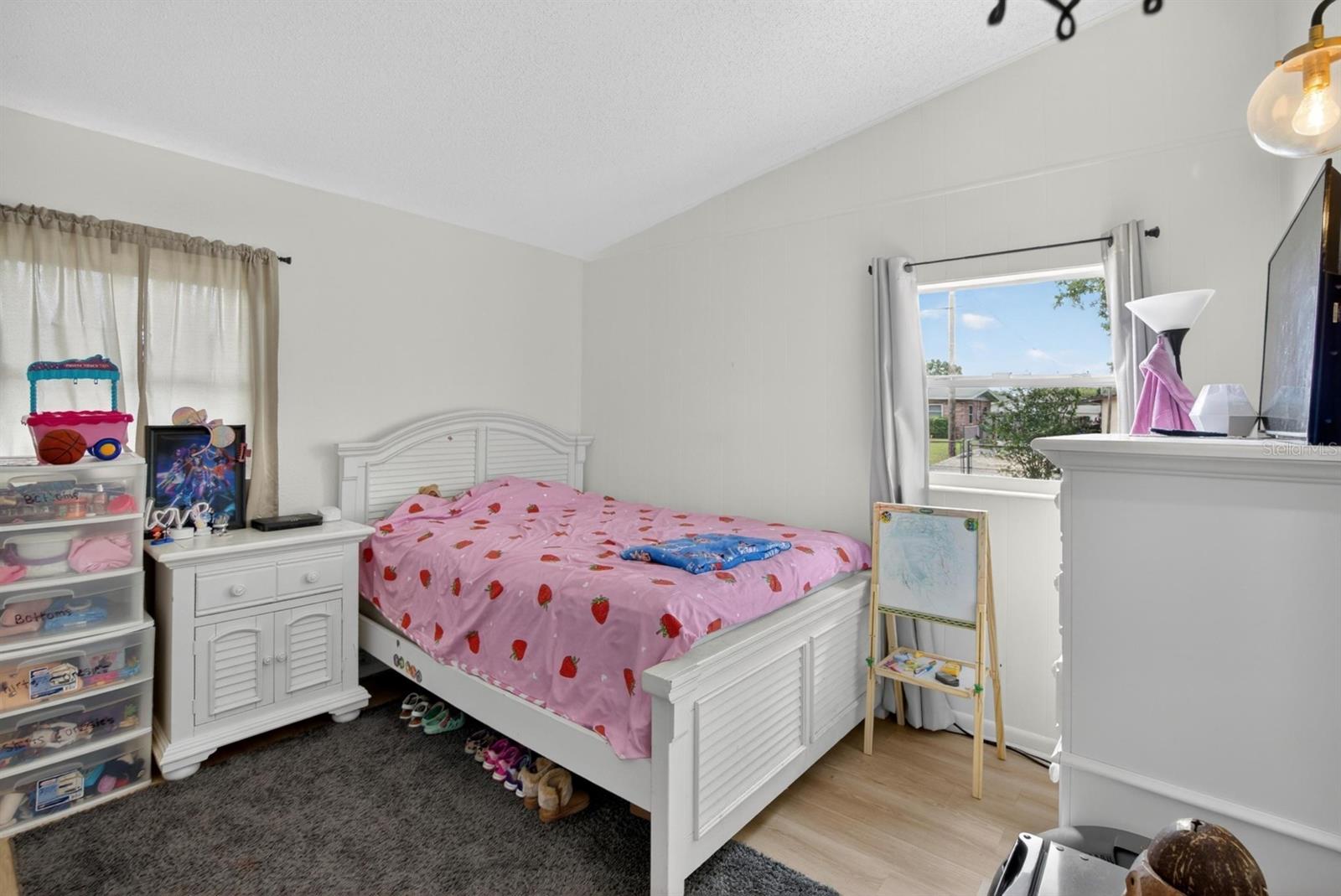 Image 18 of 38 For 113 6th Jpv Street