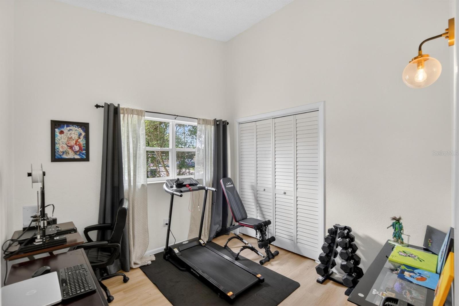 Image 21 of 38 For 113 6th Jpv Street