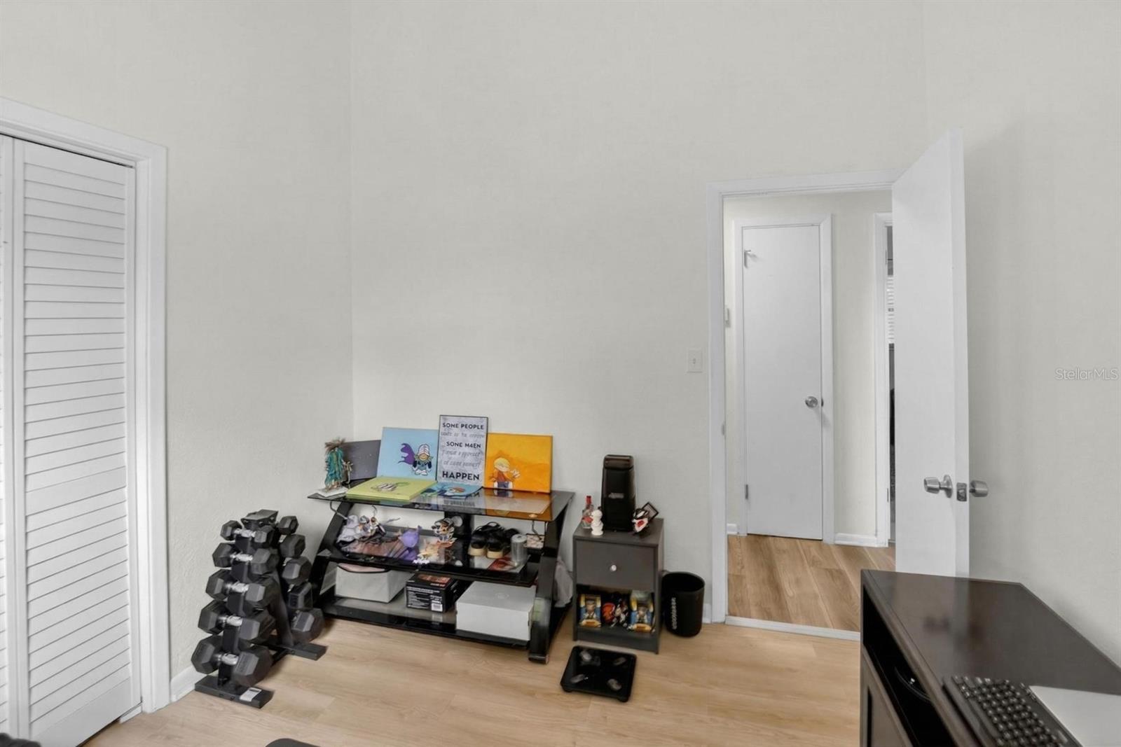 Image 23 of 38 For 113 6th Jpv Street