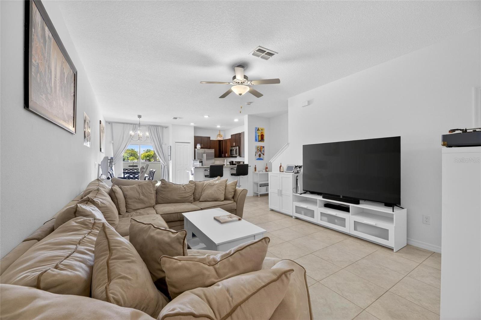 Image 11 of 61 For 5084 Forum Blvd