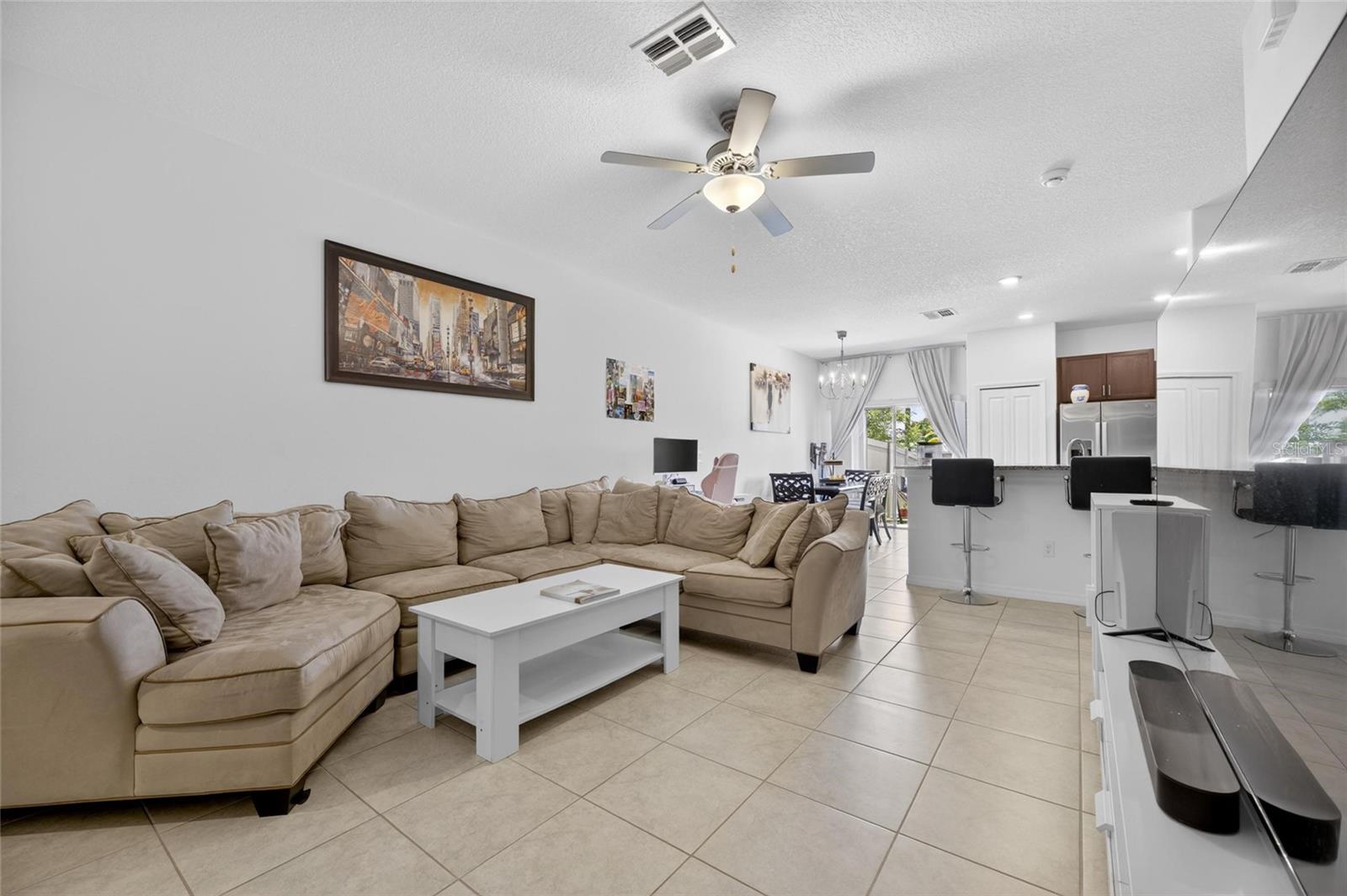 Image 12 of 61 For 5084 Forum Blvd