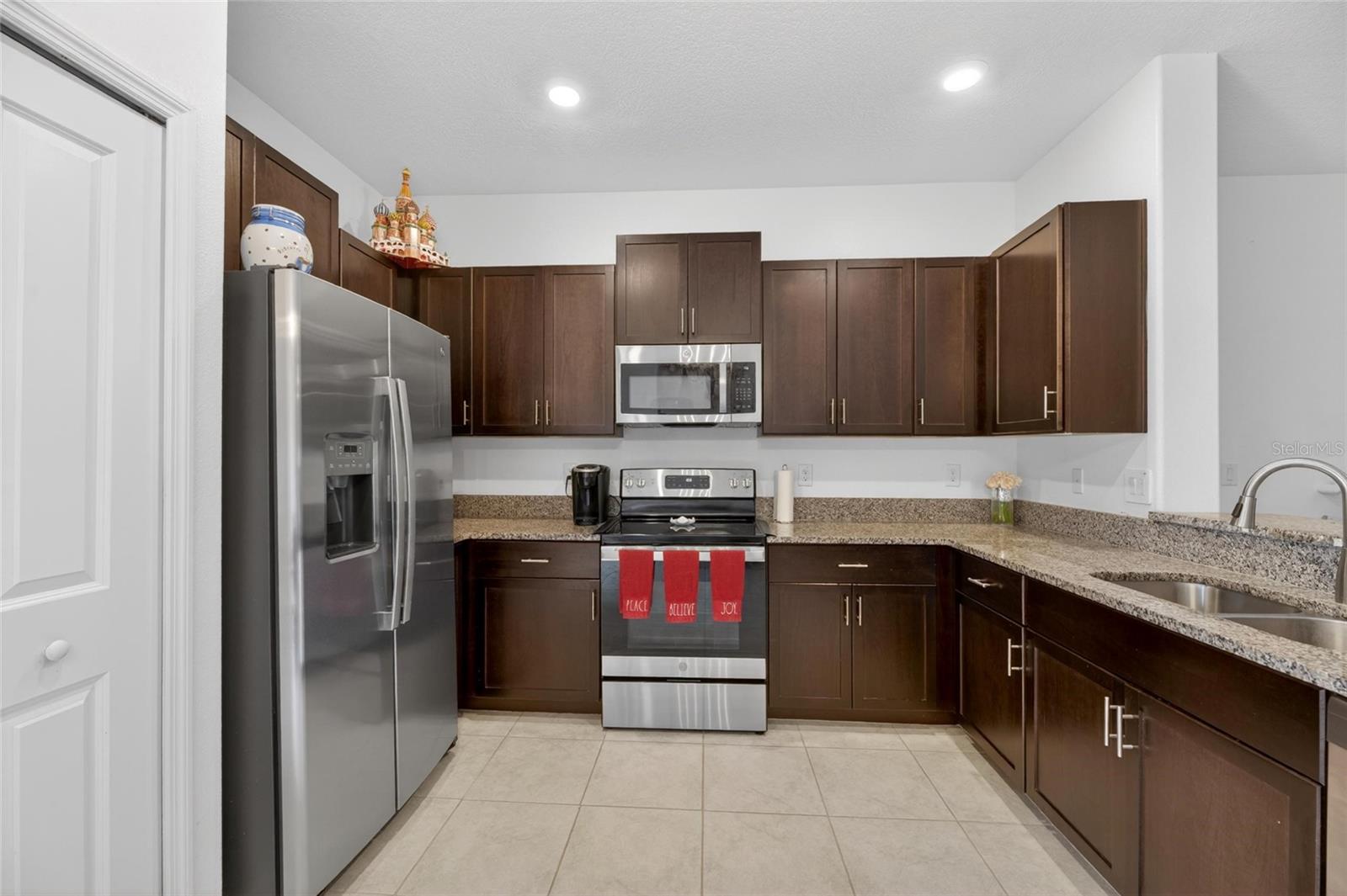 Image 21 of 61 For 5084 Forum Blvd