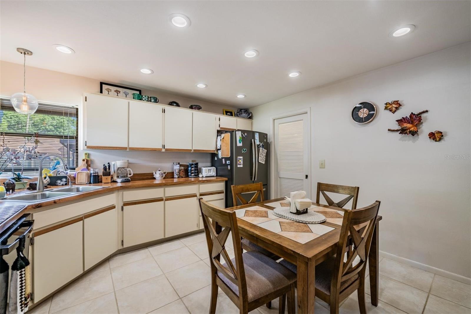 Image 12 of 34 For 3505 Tarpon Woods Boulevard N401