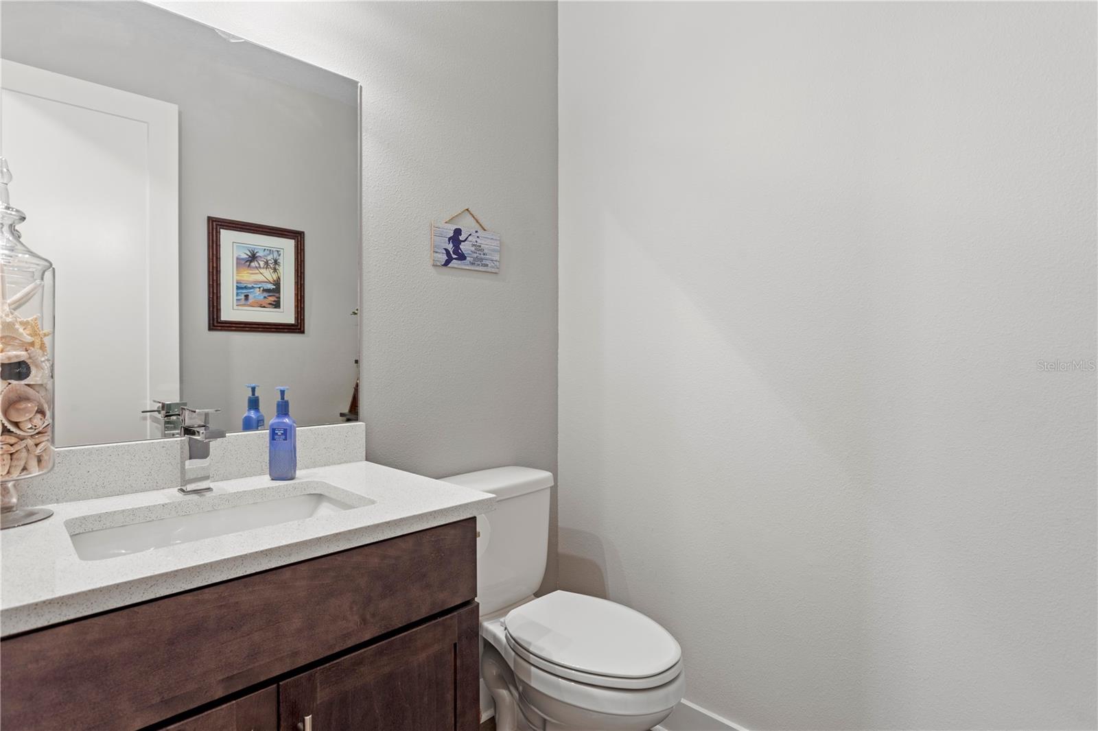 Image 19 of 46 For 2521 11th Place N