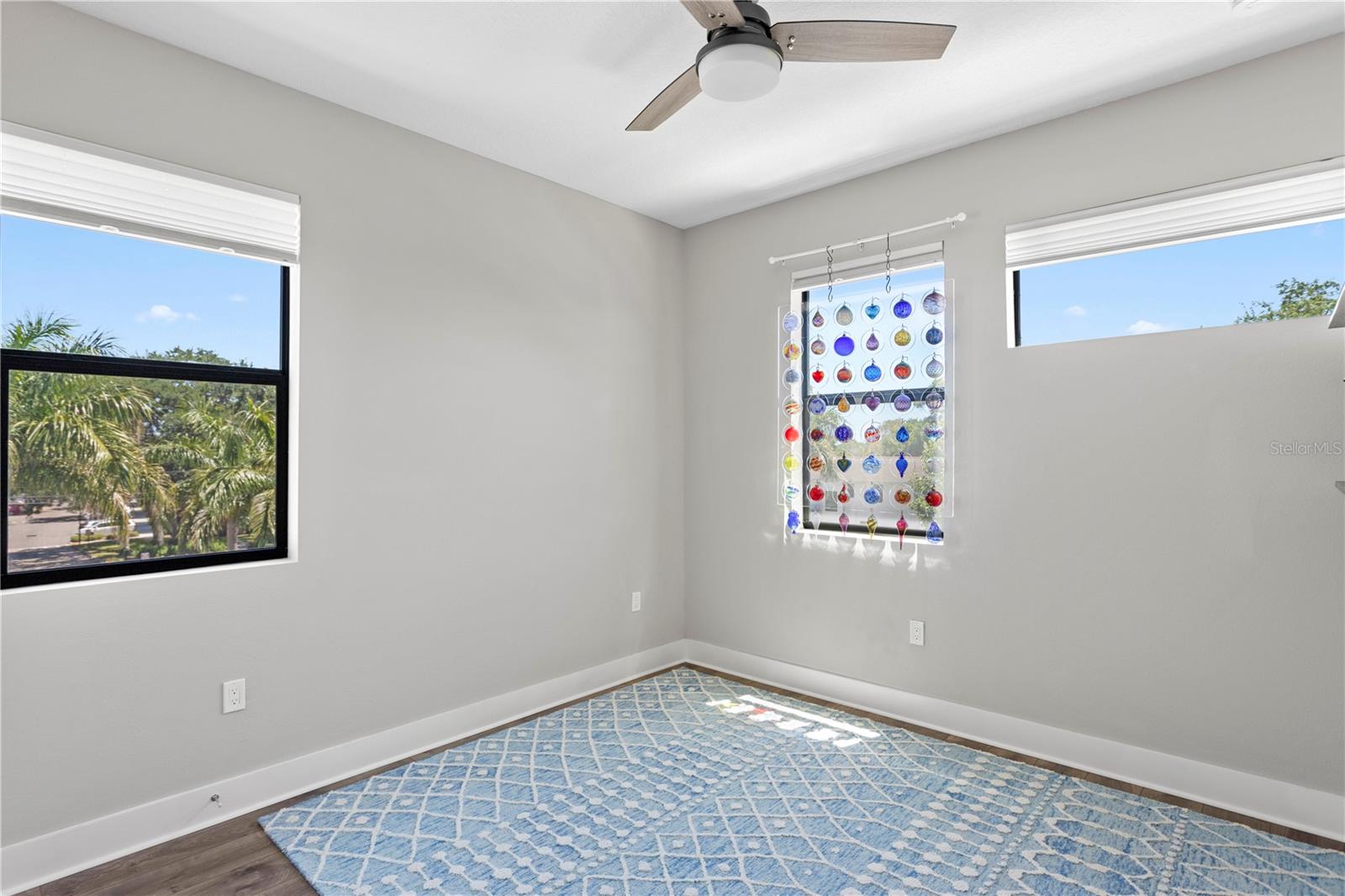 Image 24 of 46 For 2521 11th Place N