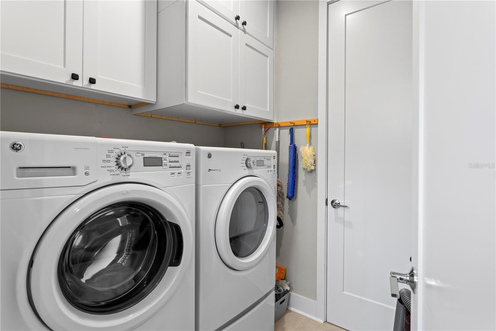 Image 26 of 46 For 2521 11th Place N