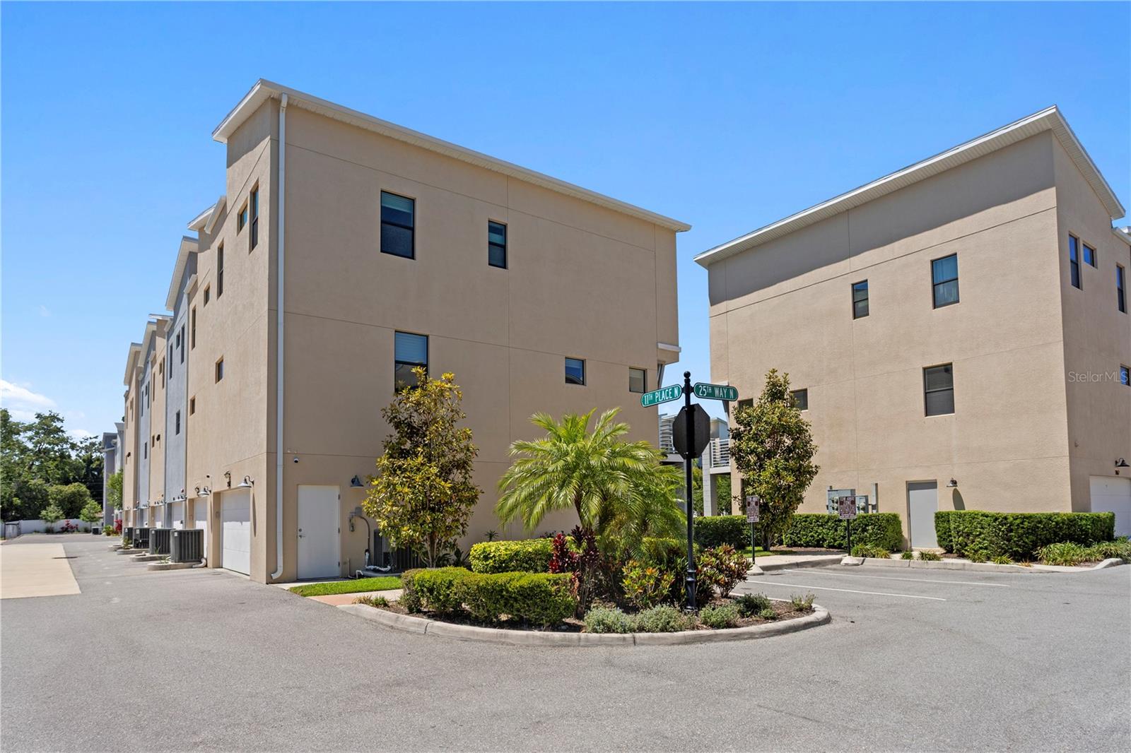 Image 43 of 46 For 2521 11th Place N