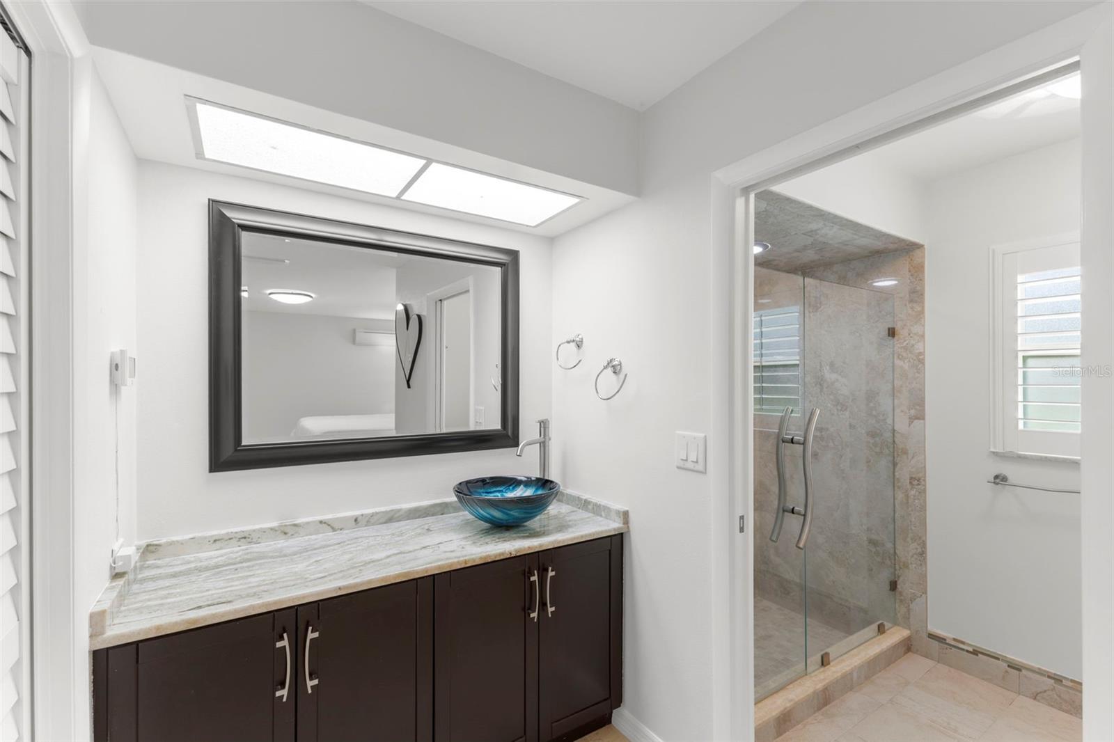 Image 20 of 35 For 2836 Quail Hollow Road W