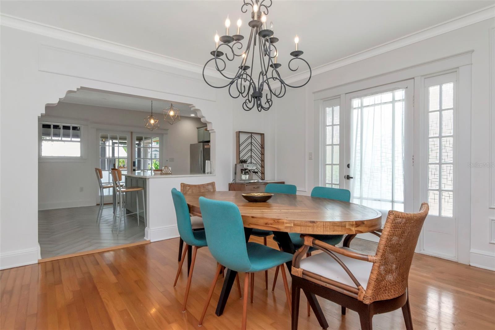 Image 12 of 45 For 1601 Powhatan Avenue