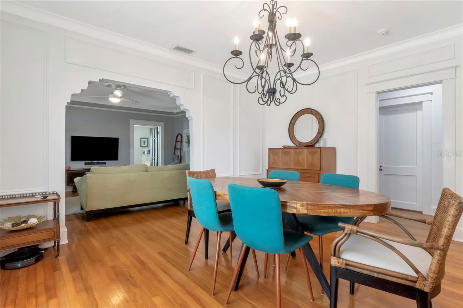 Image 13 of 45 For 1601 Powhatan Avenue