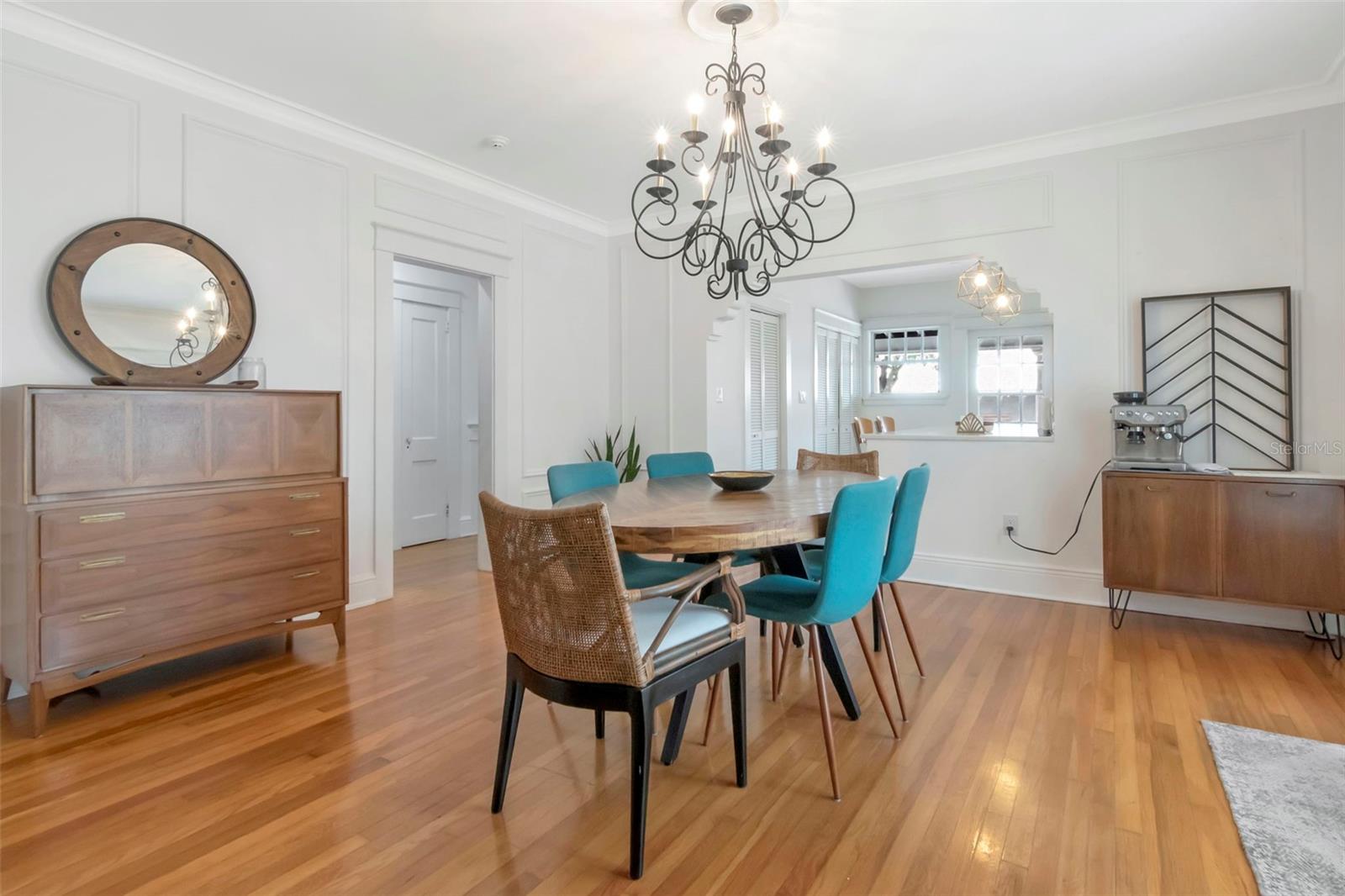 Image 15 of 45 For 1601 Powhatan Avenue