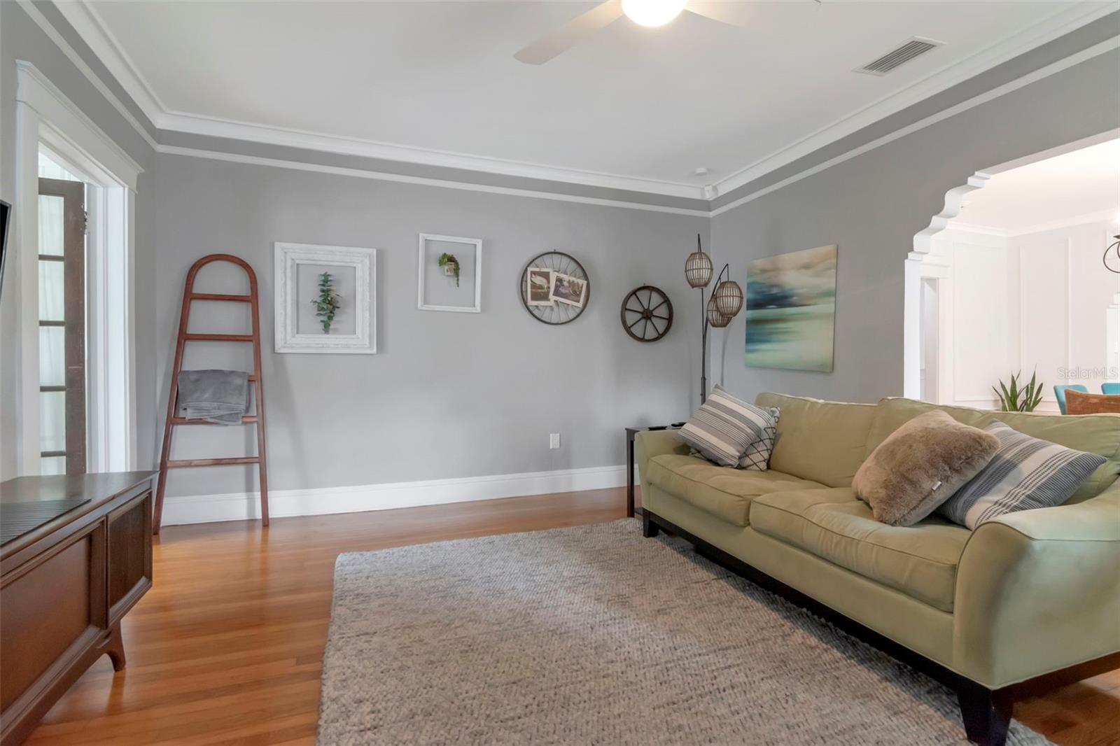 Image 21 of 45 For 1601 Powhatan Avenue