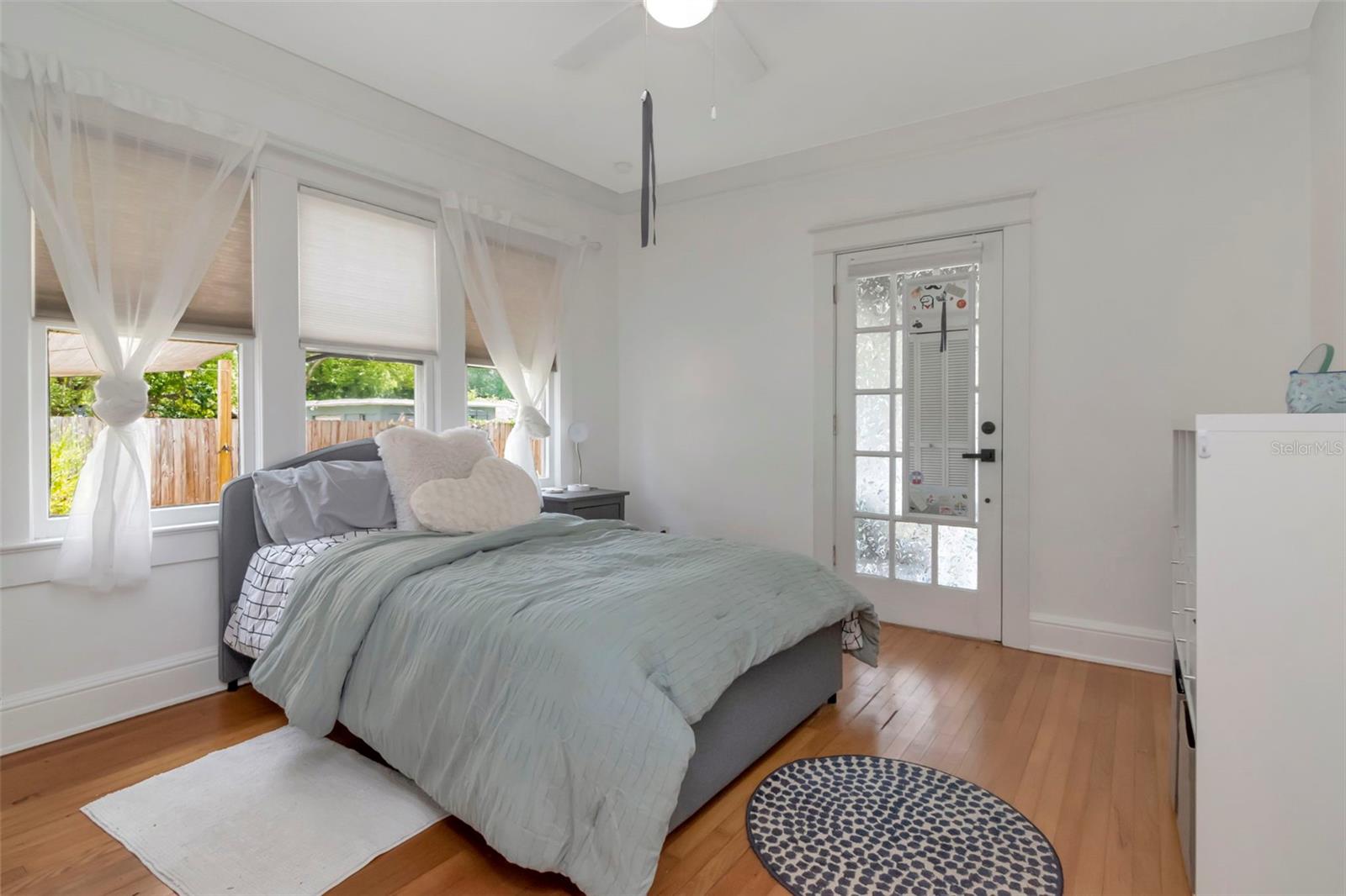 Image 28 of 45 For 1601 Powhatan Avenue