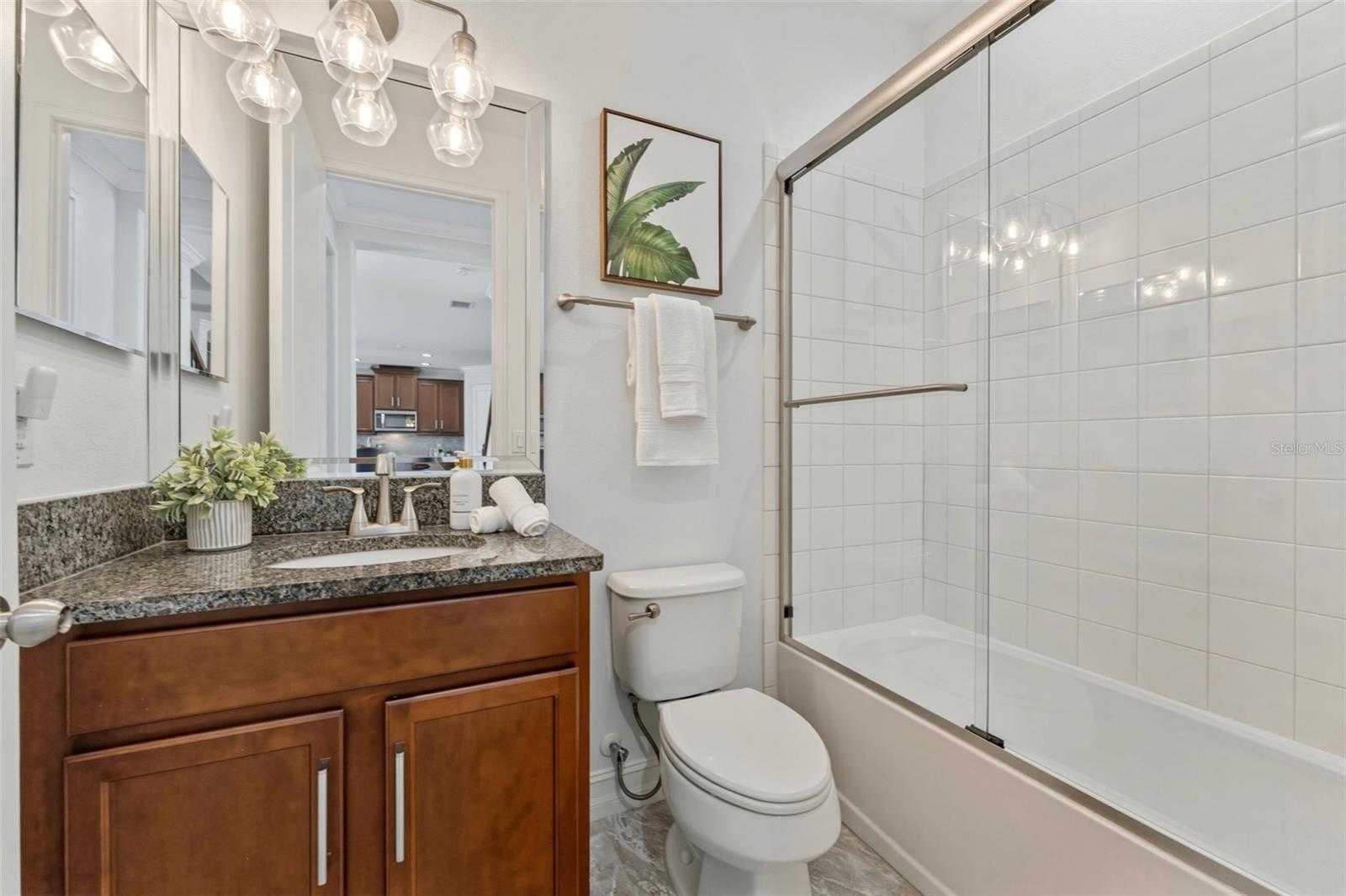 Image 13 of 39 For 8012 Red Orchard Court