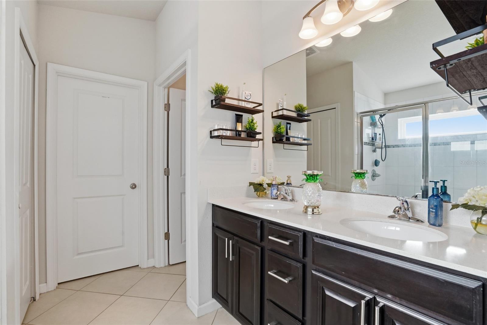 Image 26 of 55 For 11005 Daybreak Glen