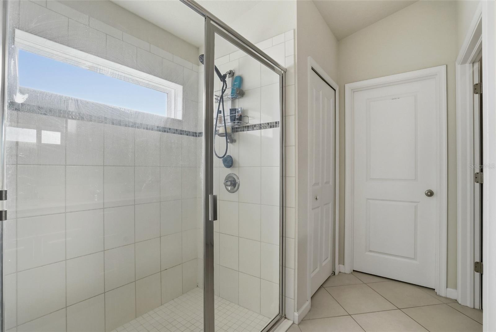 Image 27 of 55 For 11005 Daybreak Glen