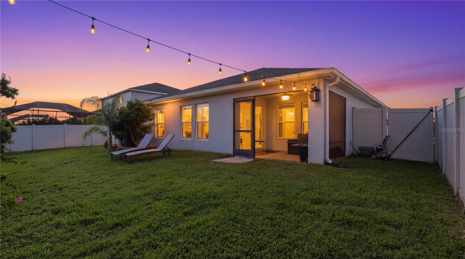 Image 35 of 55 For 11005 Daybreak Glen