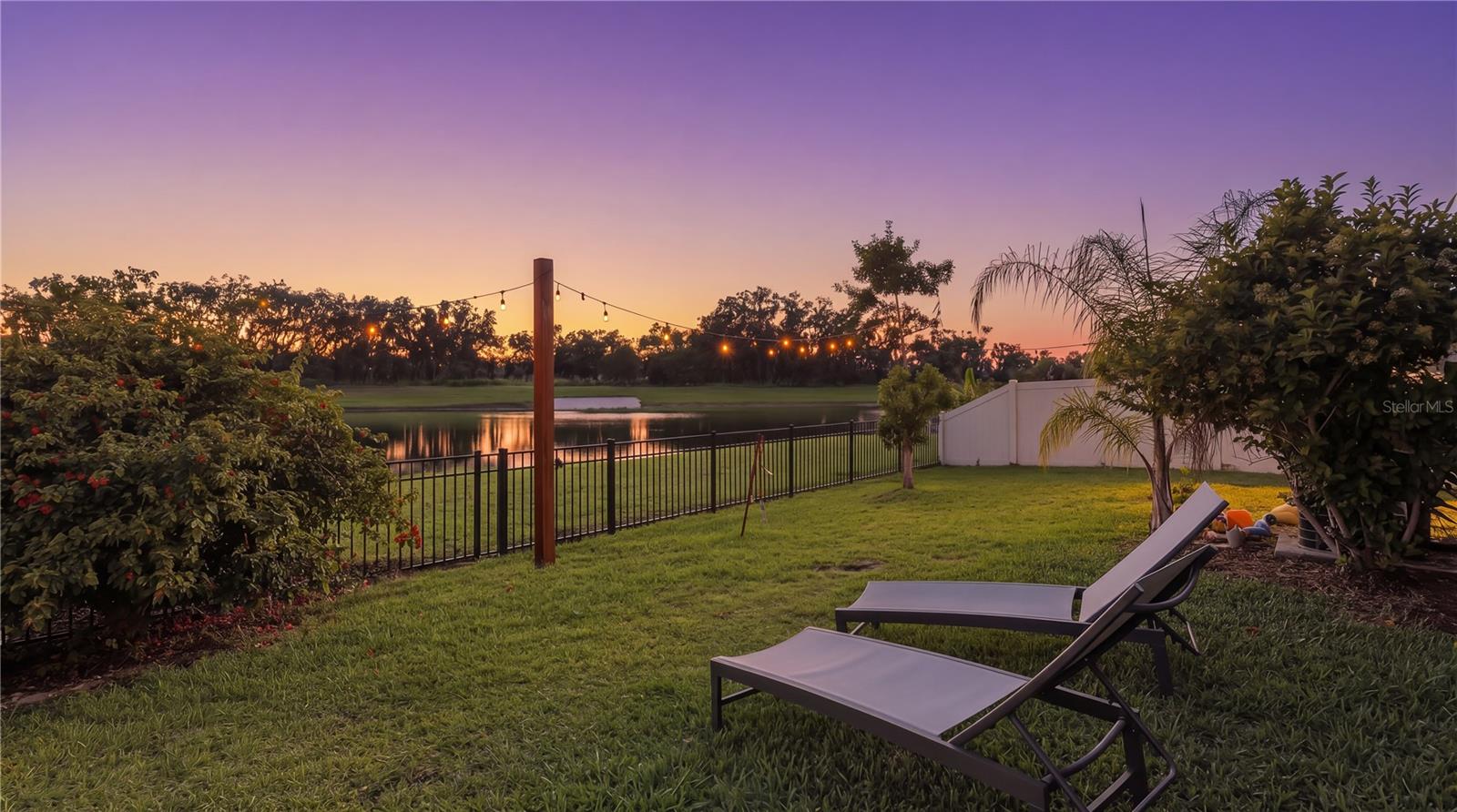 Image 36 of 55 For 11005 Daybreak Glen