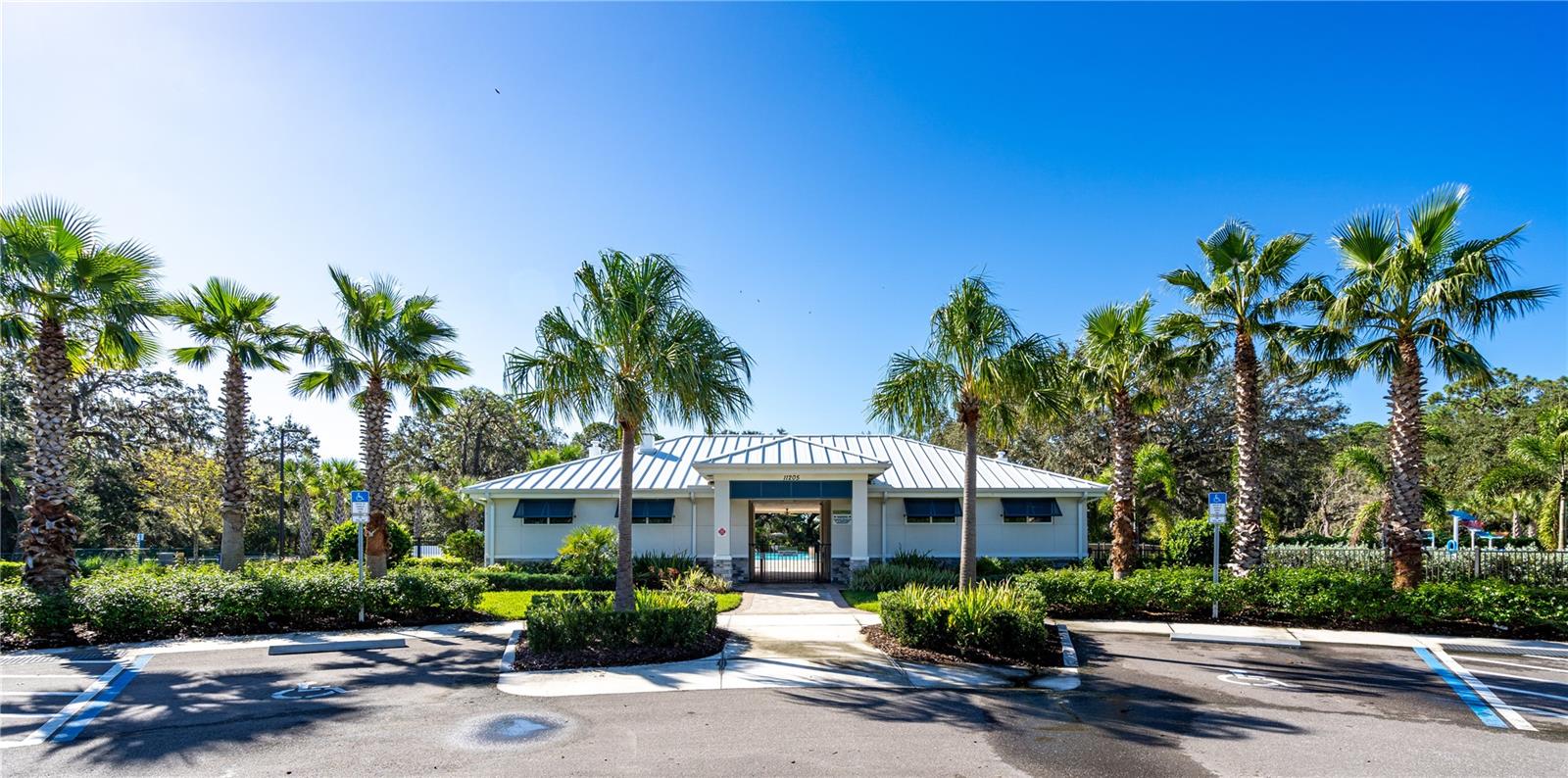 Image 47 of 55 For 11005 Daybreak Glen