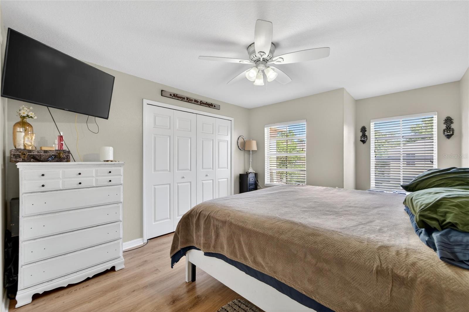 Image 18 of 40 For 37604 Aaralyn Road