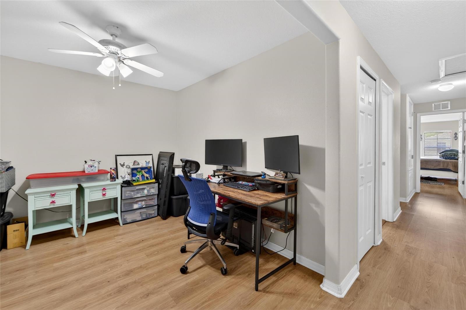 Image 24 of 40 For 37604 Aaralyn Road