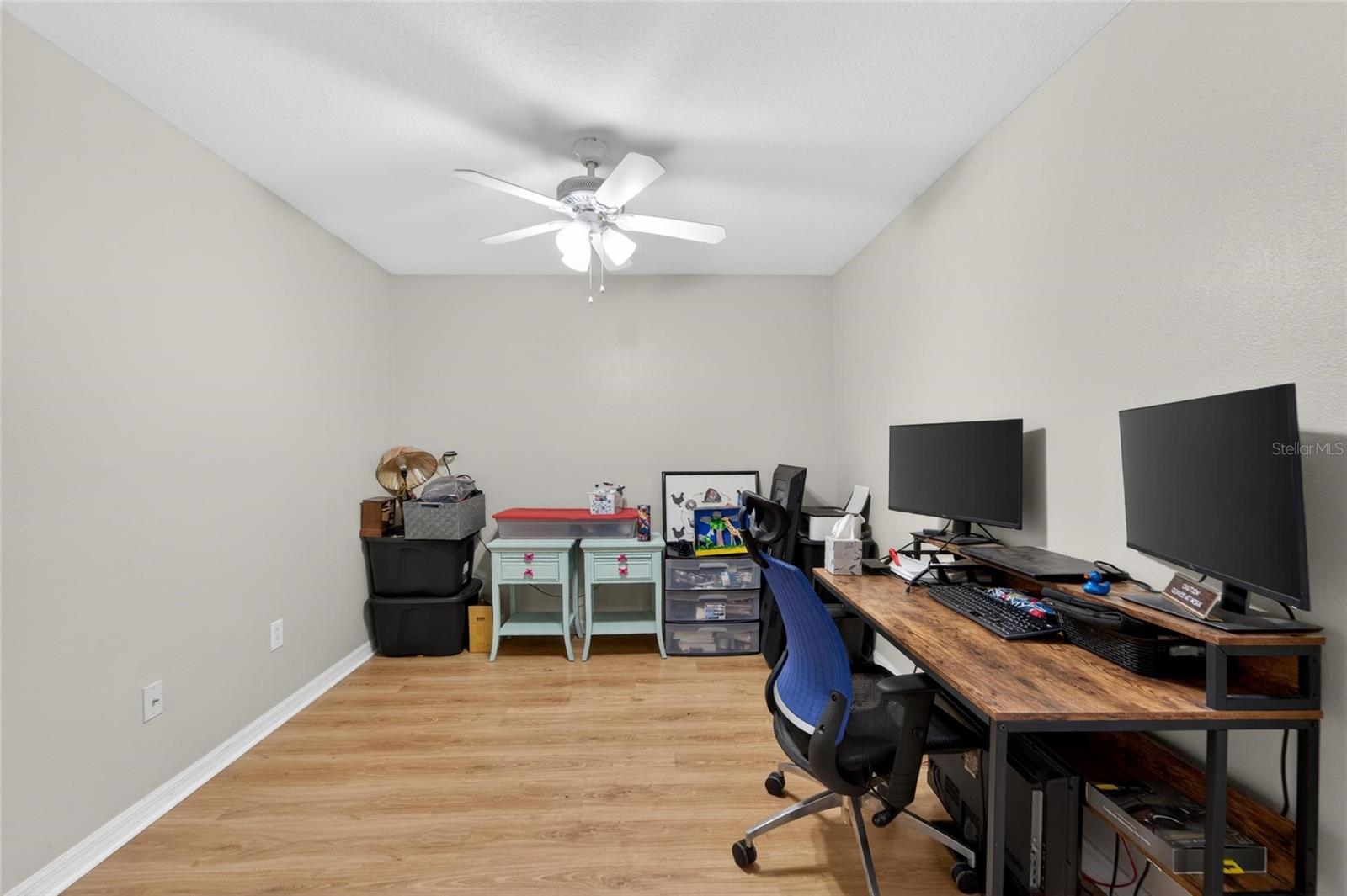 Image 25 of 40 For 37604 Aaralyn Road