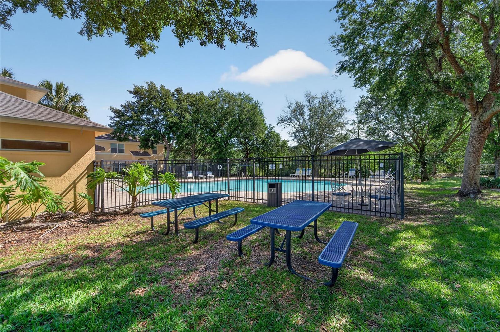 Image 34 of 40 For 37604 Aaralyn Road