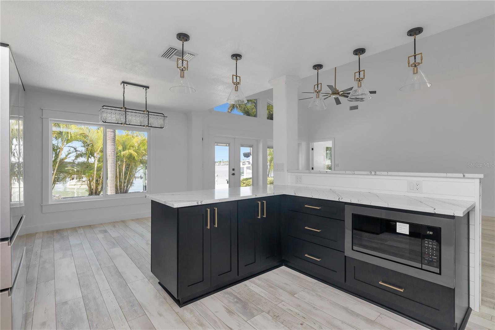 Image 13 of 46 For 308 173rd Avenue E