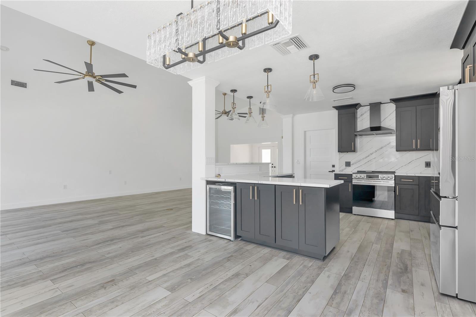 Image 16 of 46 For 308 173rd Avenue E