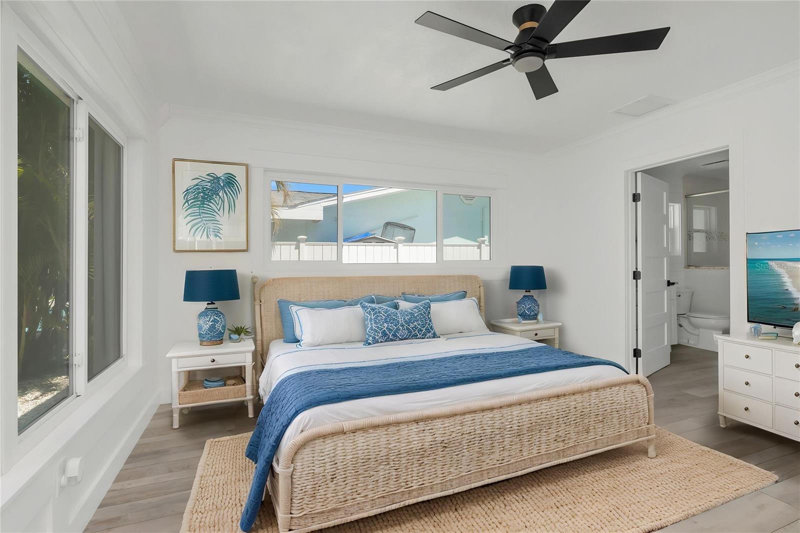 Image 22 of 46 For 308 173rd Avenue E