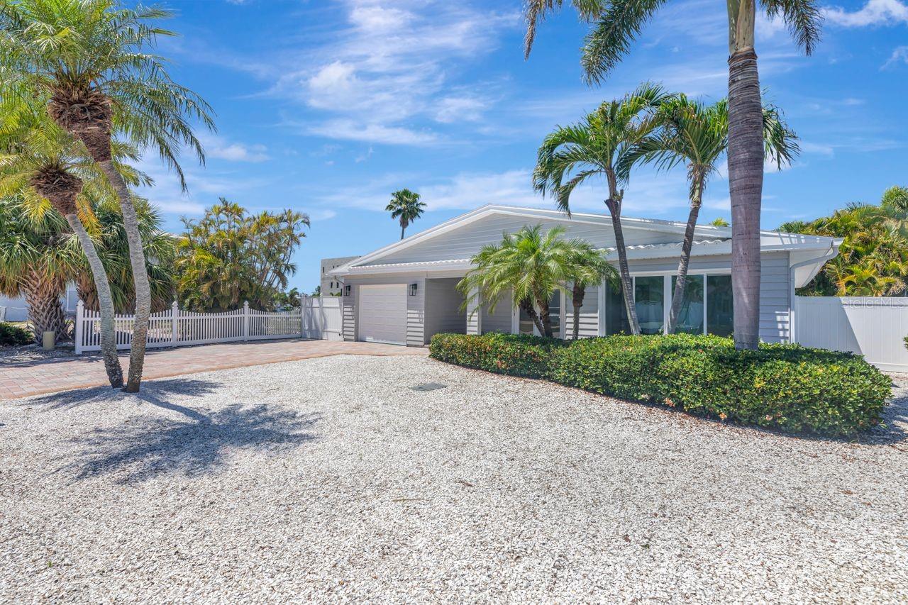 Image 5 of 46 For 308 173rd Avenue E